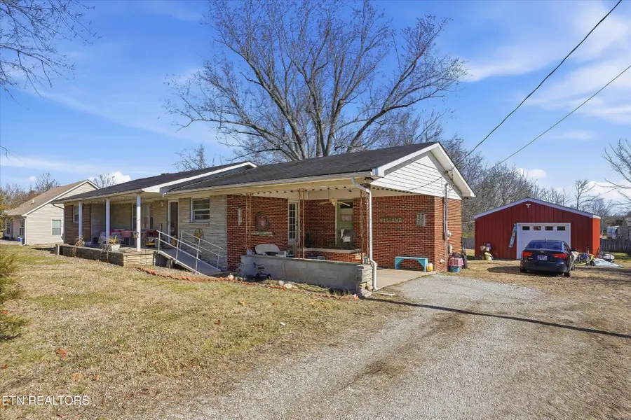 415 N 1st Ave, Baxter, TN 38544 - #2