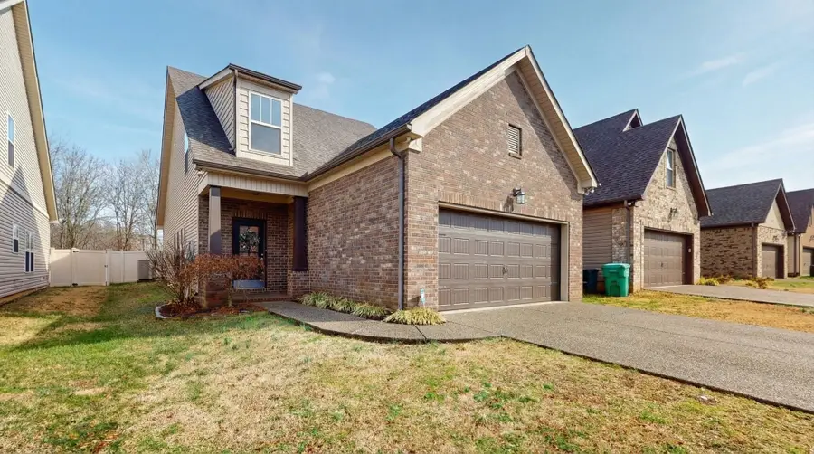 233 Donna Dr, Hendersonville, TN 37075 - #2