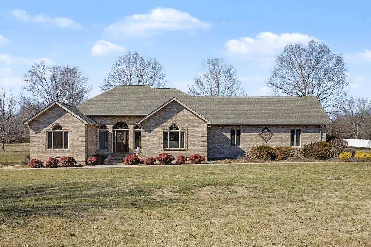 145 Franklin Heights Dr, Winchester, TN 37398 - #1
