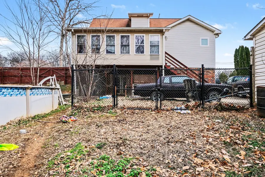 1678 Windriver Rd, Clarksville, TN 37042 - #2