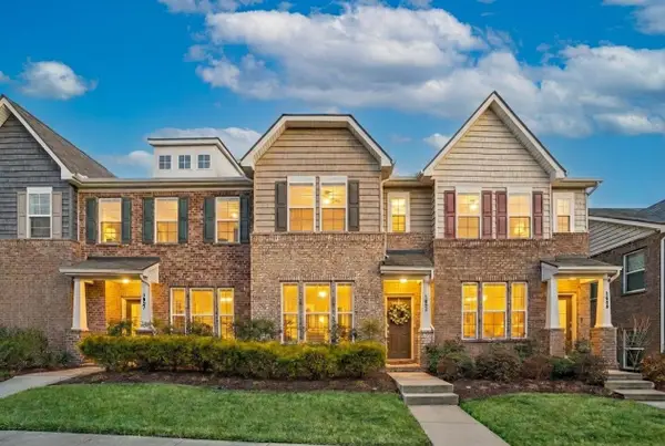 1055 Henley Pvt Ln, Gallatin, TN 37066