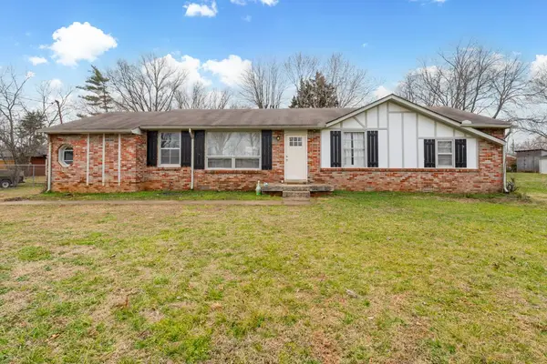 1610 Bartway Dr, Murfreesboro, TN 37130