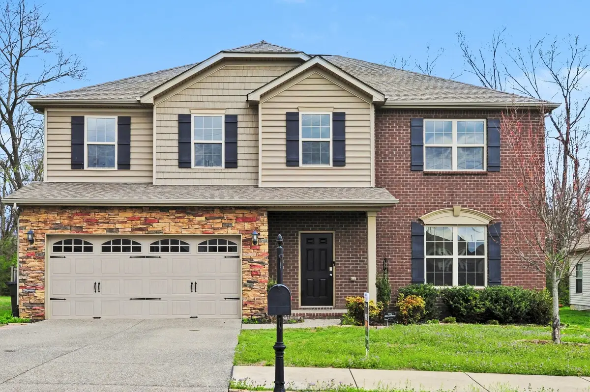 212 Leah Ct, Gallatin, TN 37066 - #1