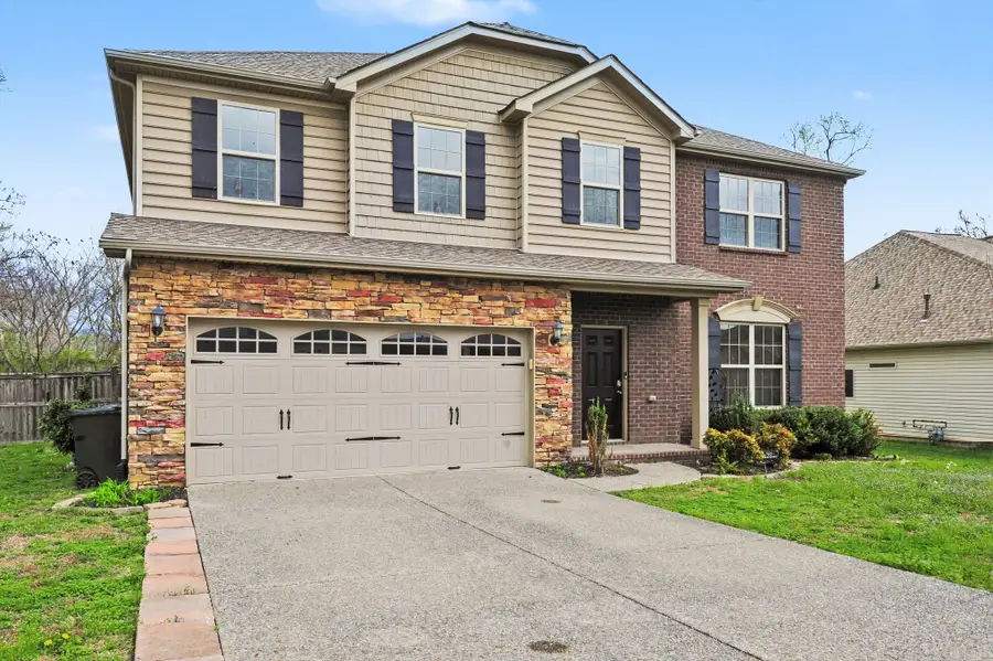 212 Leah Ct, Gallatin, TN 37066 - #2