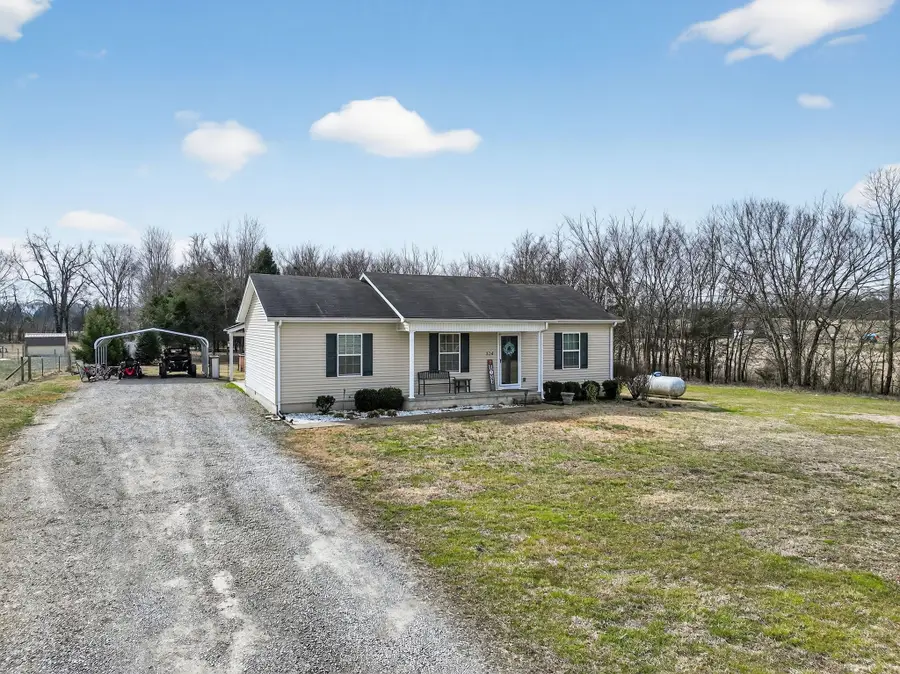 324 Deer Point Rd, Unionville, TN 37180 - #3