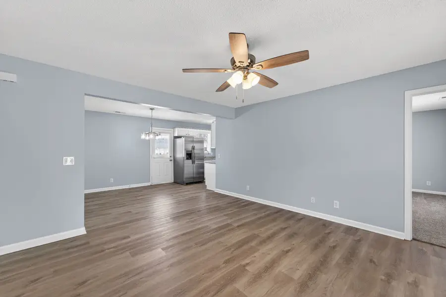 125 Lorien Cir, Shelbyville, TN 37160 - #3