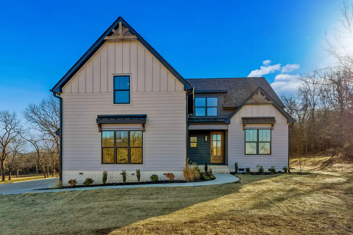 13841 Cainsville Rd, Lebanon, TN 37090 - #1