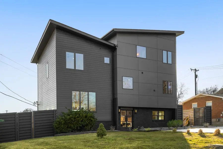 2312 Brittany Dr, Nashville, TN 37206 - #3