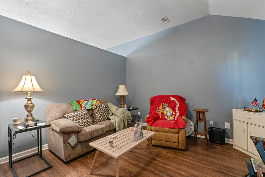 585 Cedar Bend Ln, La Vergne, TN 37086 - #3