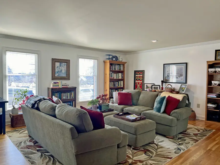 1102 Woodmont Cir, Franklin, KY 42134 - #2