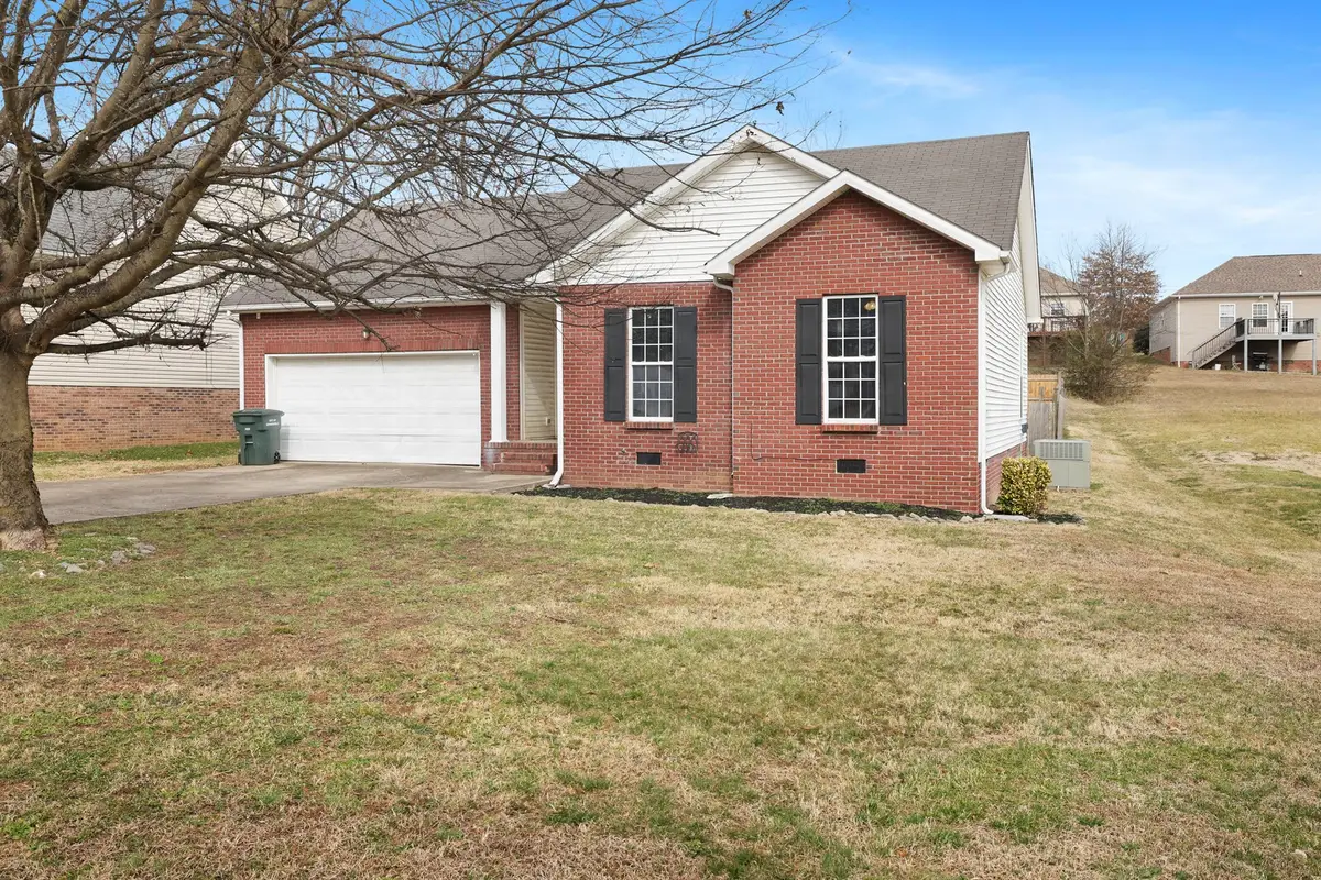244 Green Hills Dr, Springfield, TN 37172 - #1