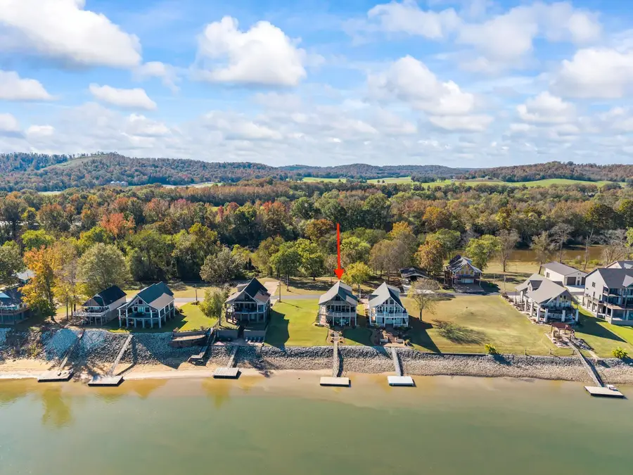 744 Miracle Rd, Decaturville, TN 38329 - #2