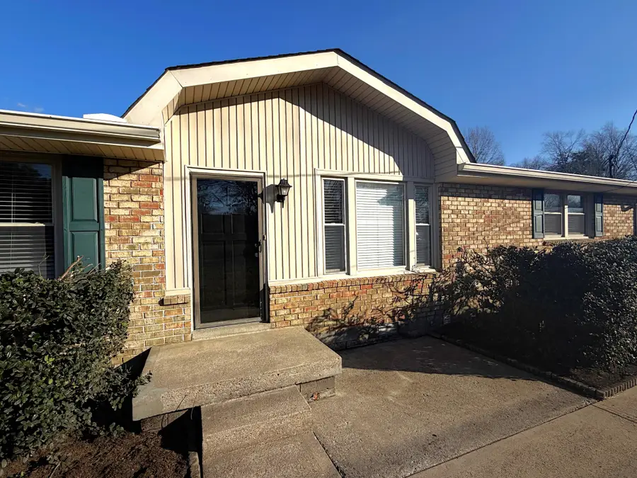 198 Wessington Pl, Hendersonville, TN 37075 - #2