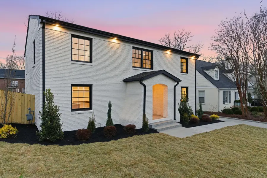 206 Cherokee Rd, Nashville, TN 37205 - #3