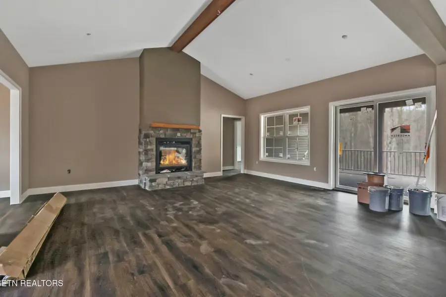 659 Icy Cove Tr, Monterey, TN 38574 - #2