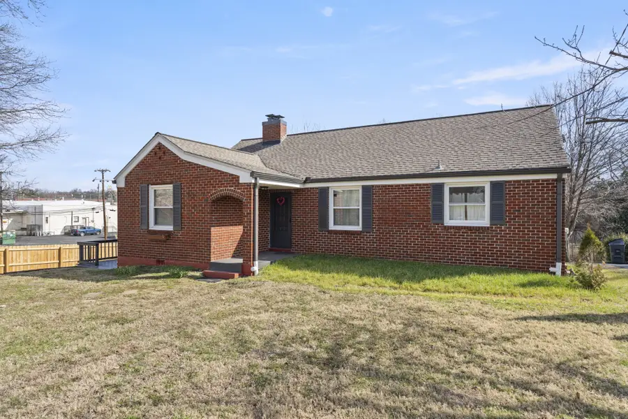 203 Fairway Dr, Nashville, TN 37214 - #3