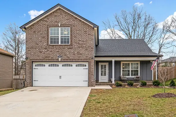 803 Lillian Grace Dr, Clarksville, TN 37043