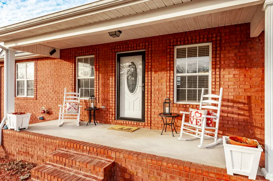 1083 Pinnacle Way, Castalian Springs, TN 37031 - #3