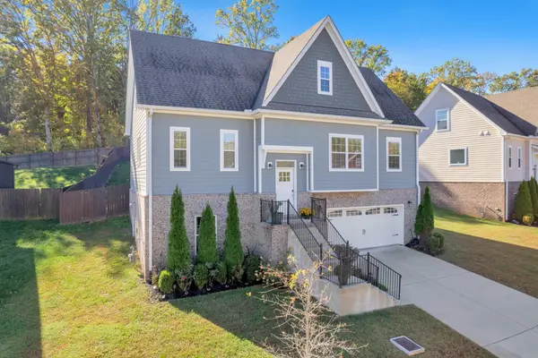 1728 Woodland Pointe Dr, Nashville, TN 37214