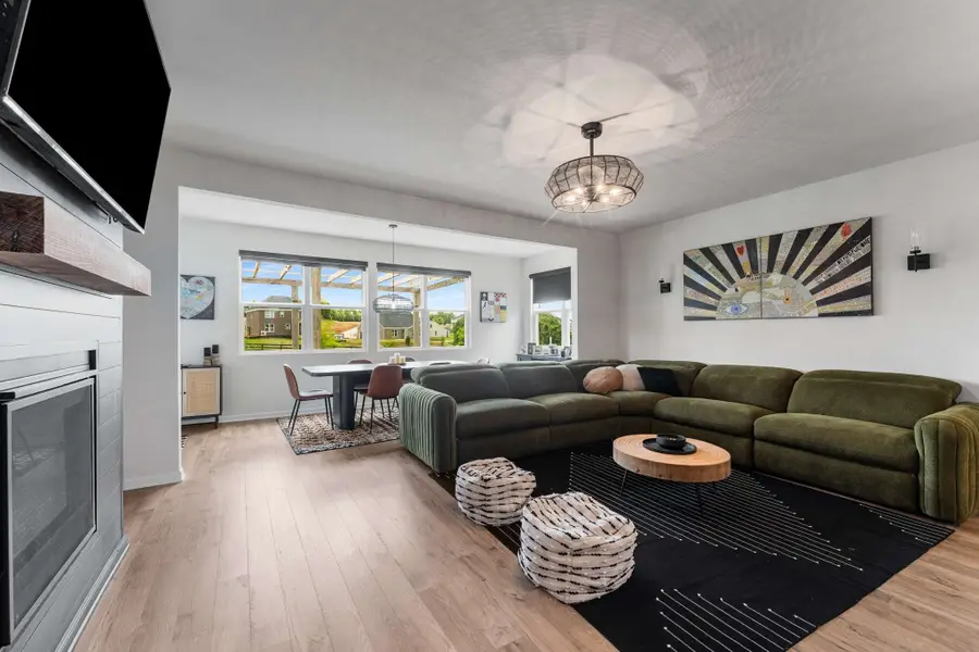 807 Cawthorn Ln, Mount Juliet, TN 37122 - #3