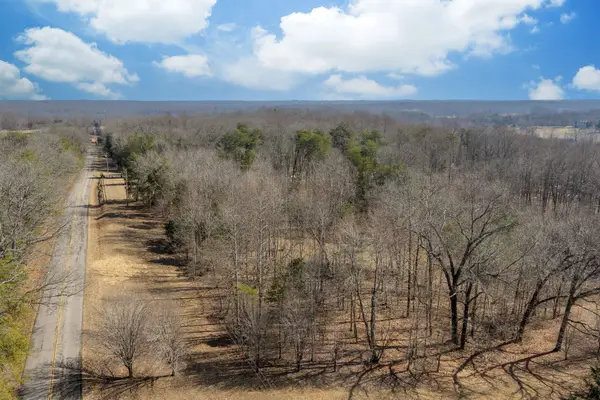 0 Deal Road, Burns, TN 37029