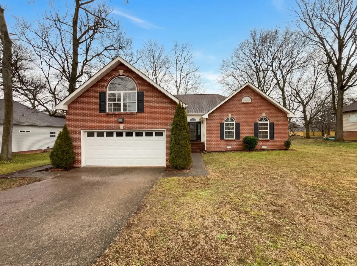 403 Buckingham Blvd, Gallatin, TN 37066 - #1