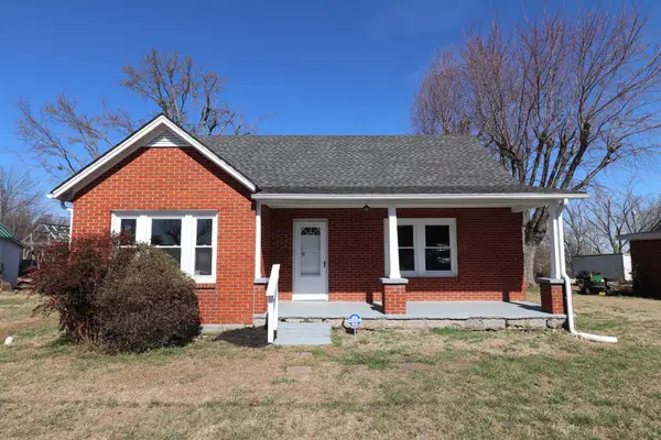 400 Meador Dr, Lafayette, TN 37083