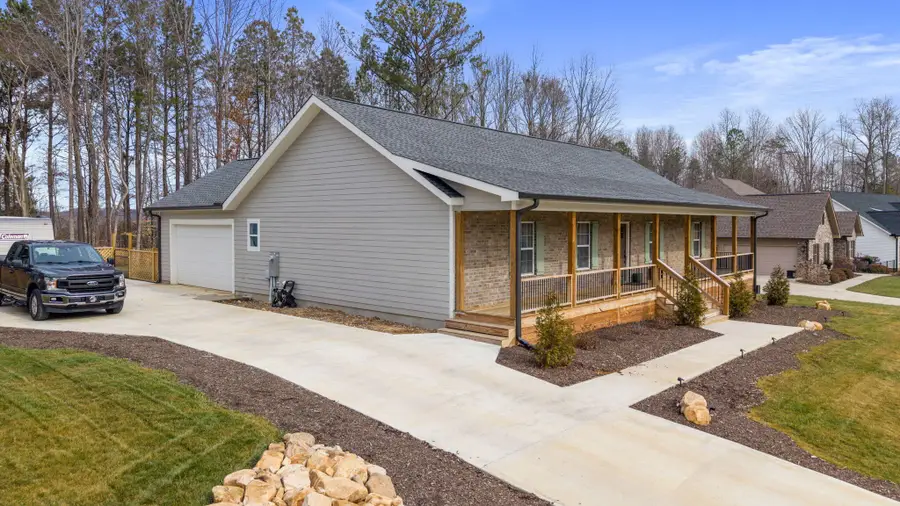 347 Shadows Lawn Drive, Athens, TN 37303 - #2