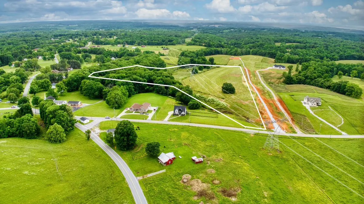 1930 Hickory Point Rd, Clarksville, TN 37043 - #1