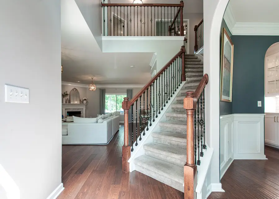 7029 Meadow Ridge Cir, Nashville, TN 37221 - #3