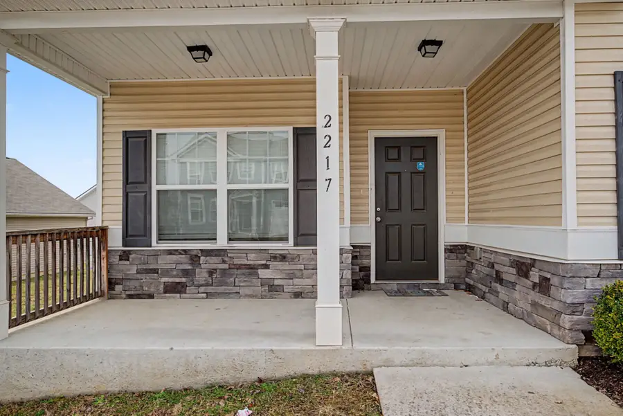 2217 Silverton Dr, Nashville, TN 37207 - #2
