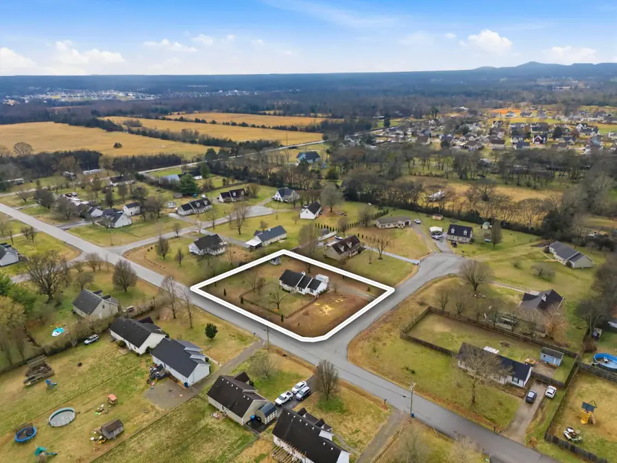 209 Wears Dr, Murfreesboro, TN 37128 - #2