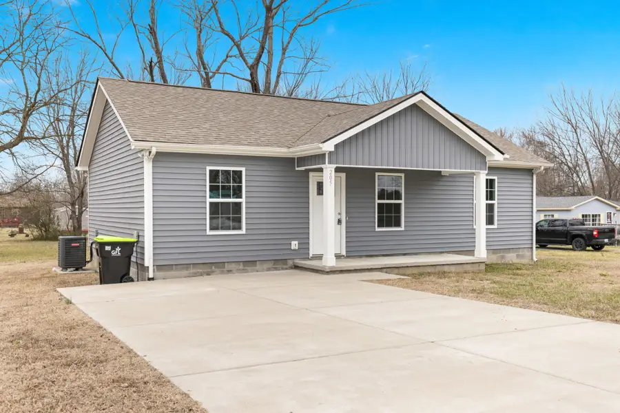 205 Oklahoma Ave, Oak Grove, KY 42262 - #3