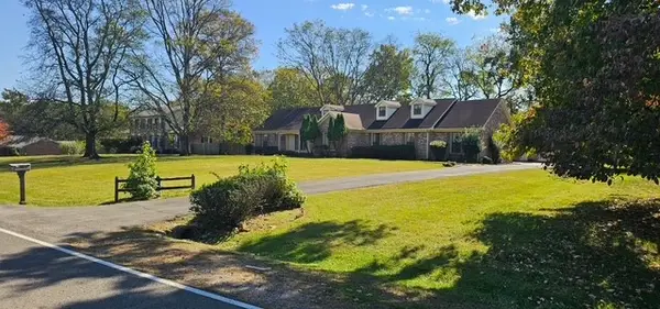 132 Choctaw Dr, Hendersonville, TN 37075