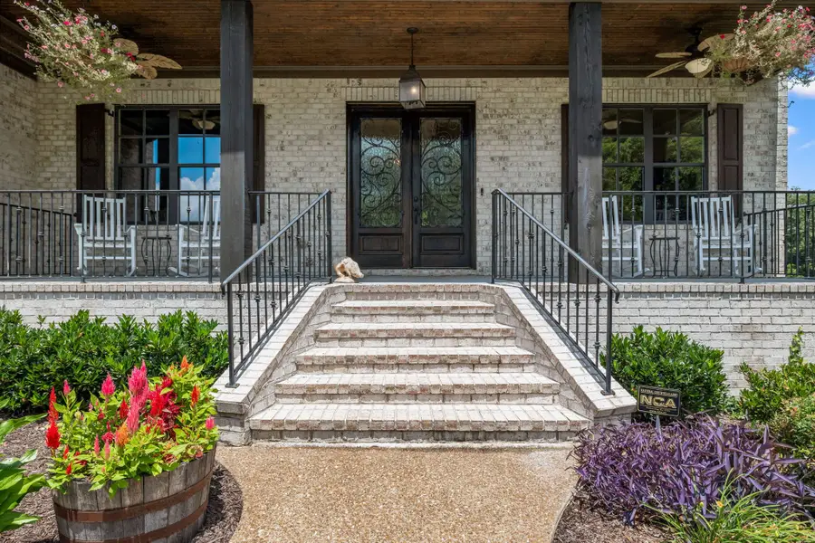 645 Legends Crest Dr, Franklin, TN 37069 - #3