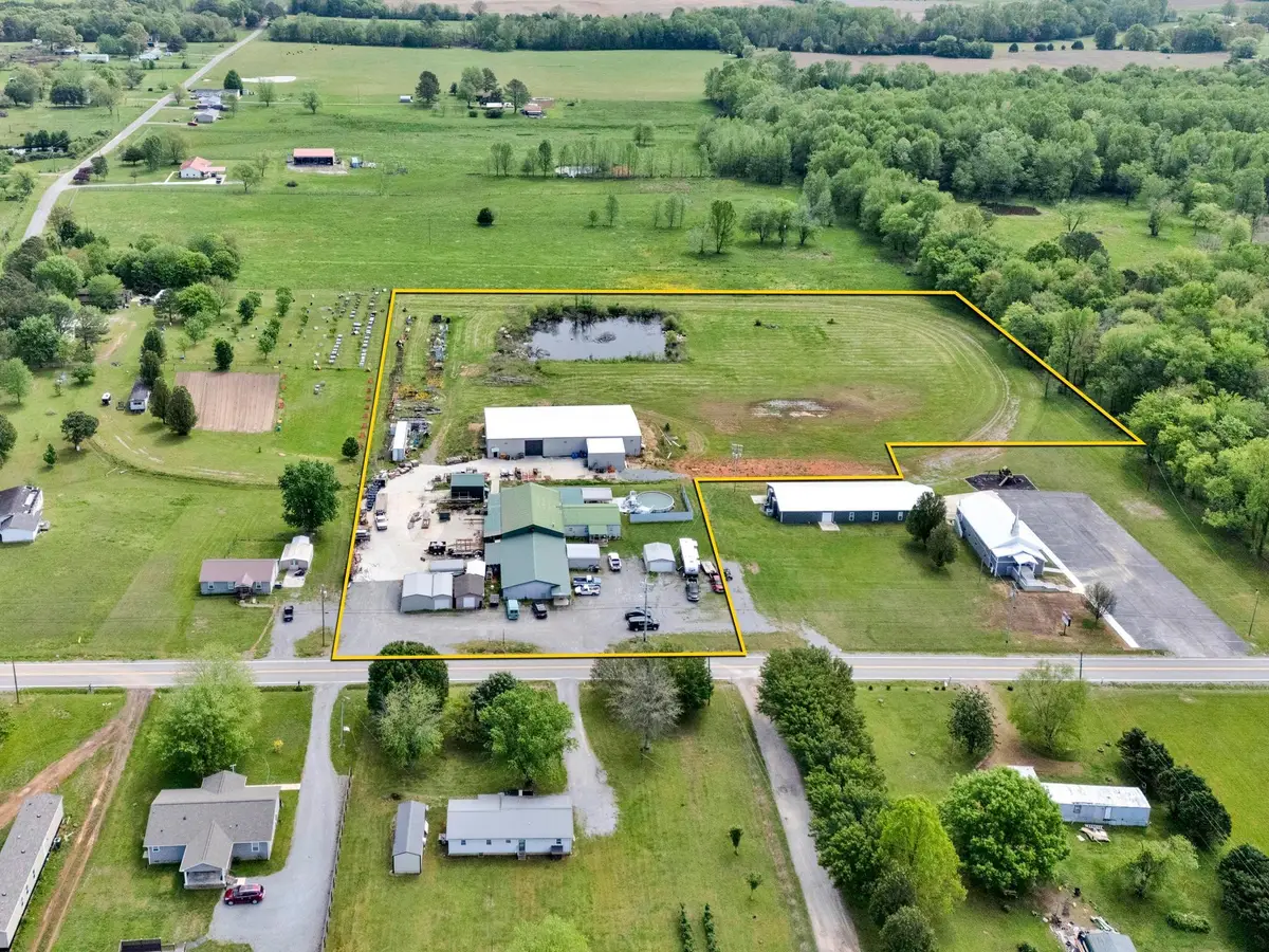 51 N Vanntown School Rd, Flintville, TN 37335 - #1