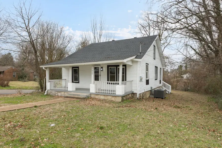 1828 S Main St, Columbia, TN 38401 - #3