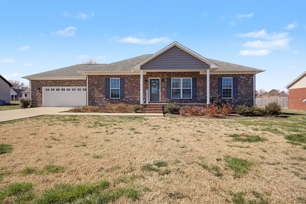 1702 Gordon Ln, Lawrenceburg, TN 38464 - #1