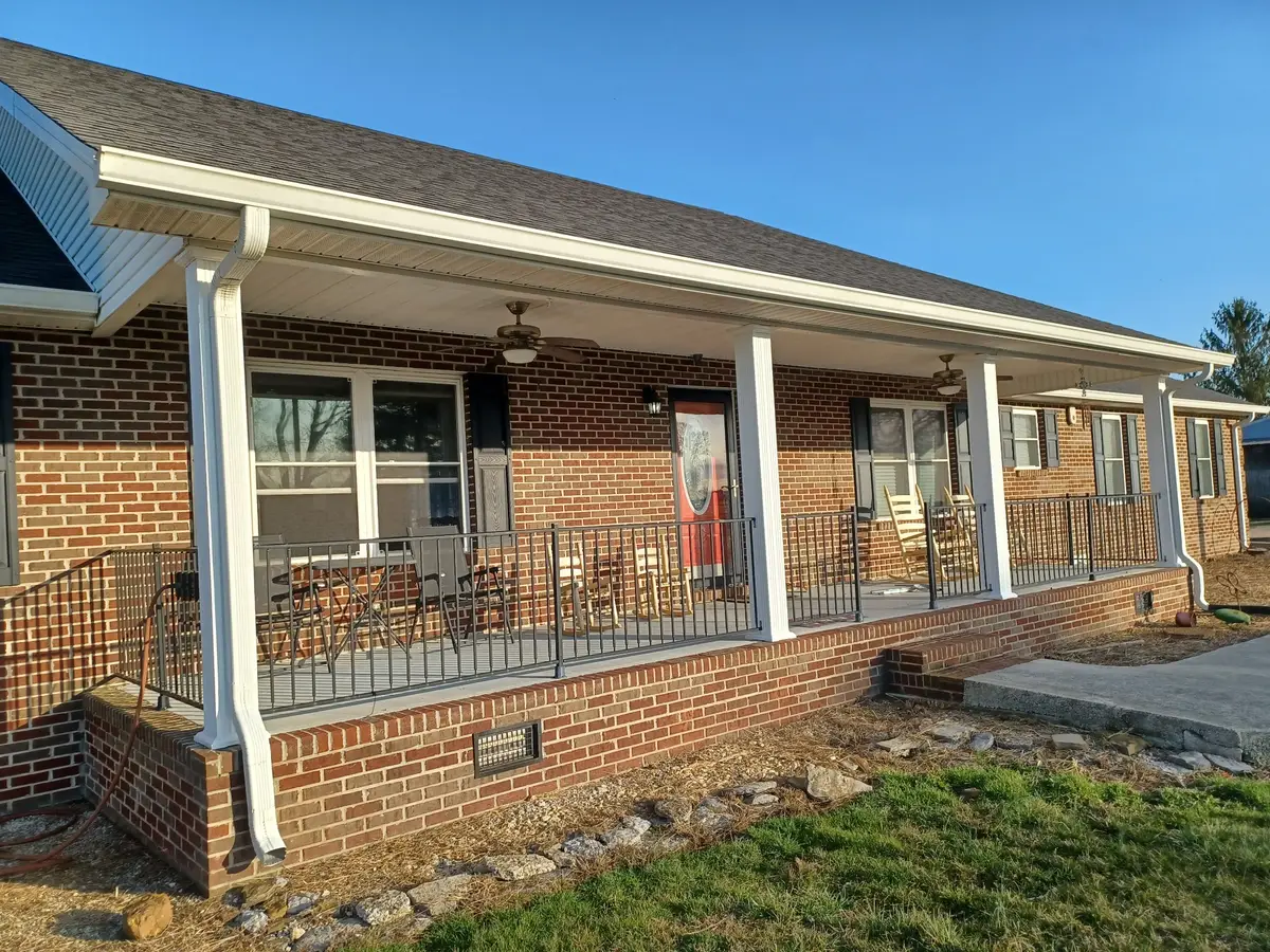 664 Hickory Grove Rd, Morrison, TN 37357 - #1