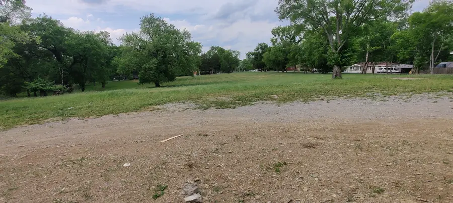 0 Cranwill Dr, Hendersonville, TN 37075 - #2