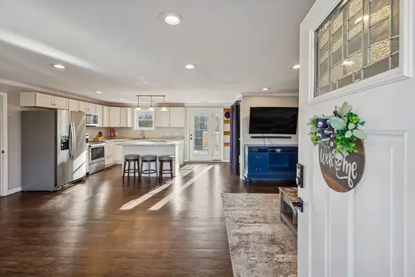 411 Purtle Rd, Lafayette, TN 37083