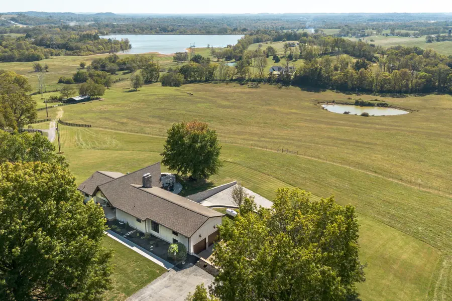 2202 Darks Mill Rd, Columbia, TN 38401 - #3