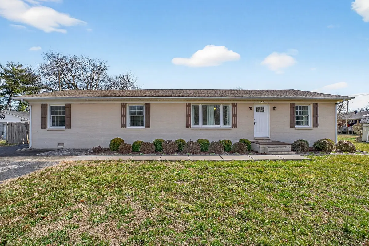 102 Park Ave, McMinnville, TN 37110 - #1