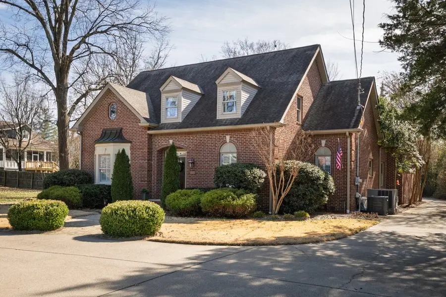 508 W Spring St, Lebanon, TN 37087 - #3