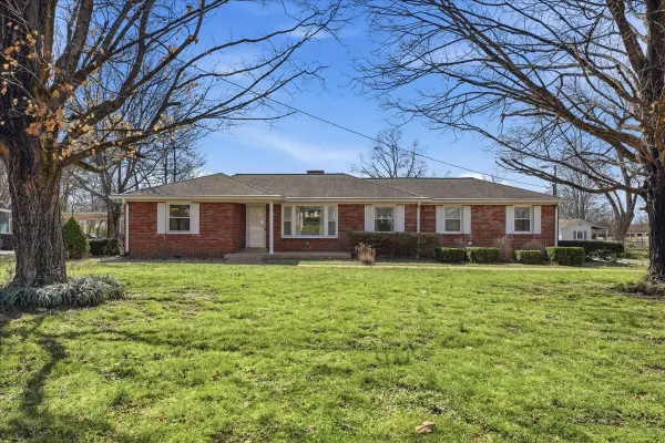 2525 Meadowood Dr, Nashville, TN 37214