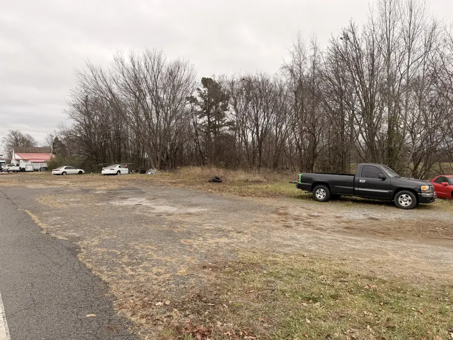 4567 Canton Rd, Cadiz, KY 42211 - #2