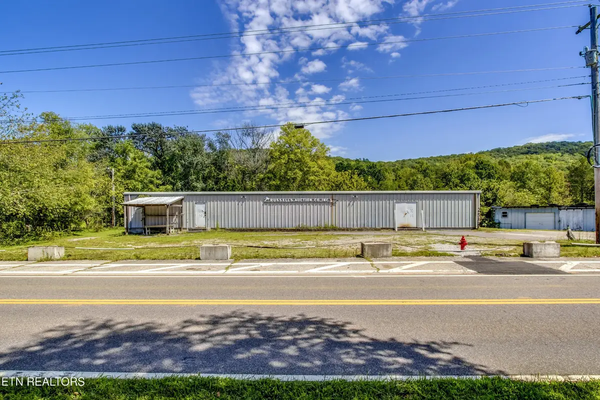 2511 Old Harriman Hwy, Harriman, TN 37748 - #1