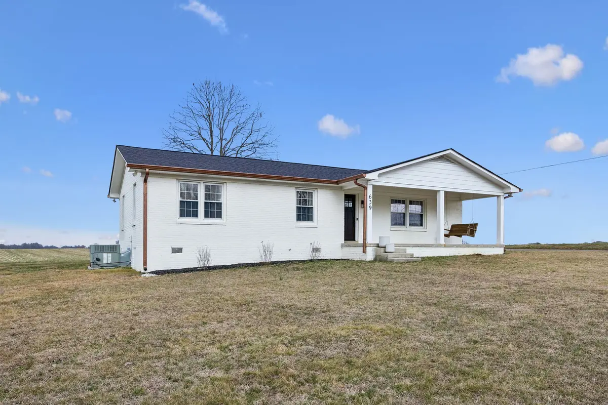 639 Four Seasons Rd, Smithville, TN 37166 - #1