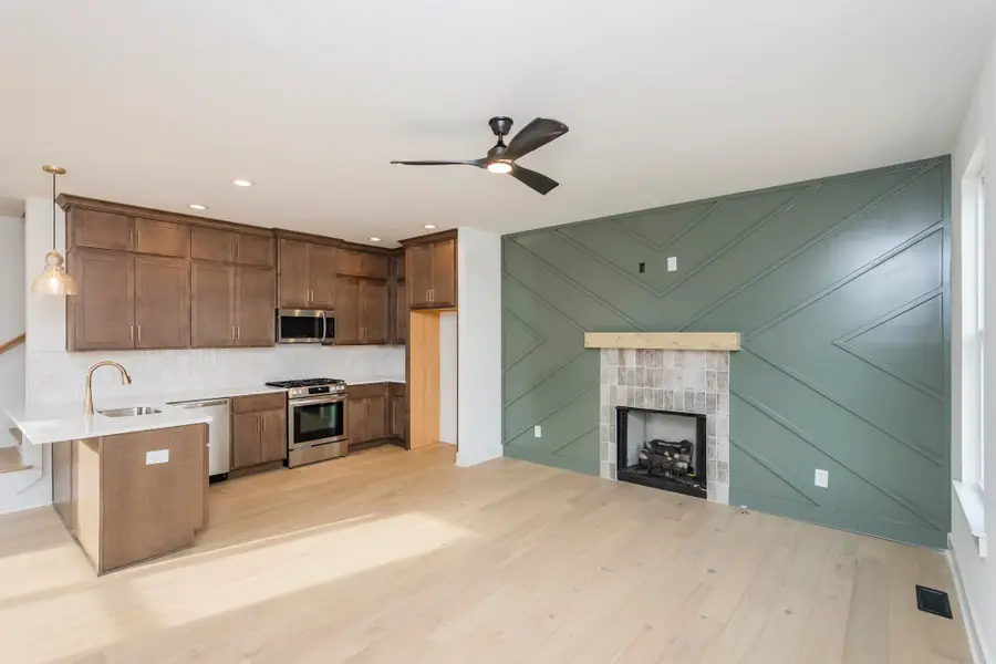 5210 Georgia Ave #B, Nashville, TN 37209 - #2