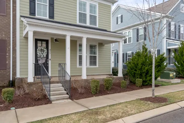 977 Carraway Ln, Spring Hill, TN 37174